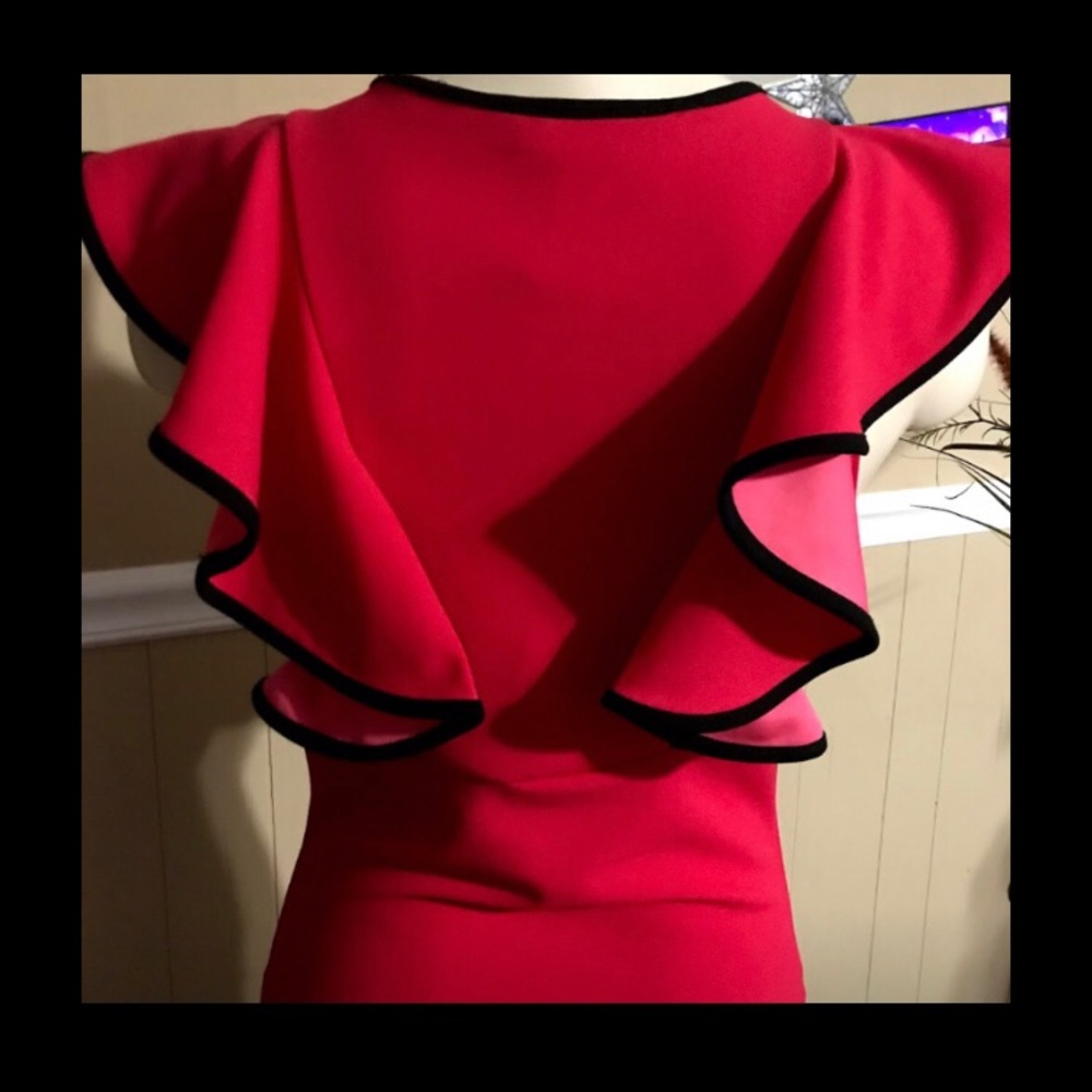 Touch me plunging neckline hot pink bodysuit - Picture 6 of 11